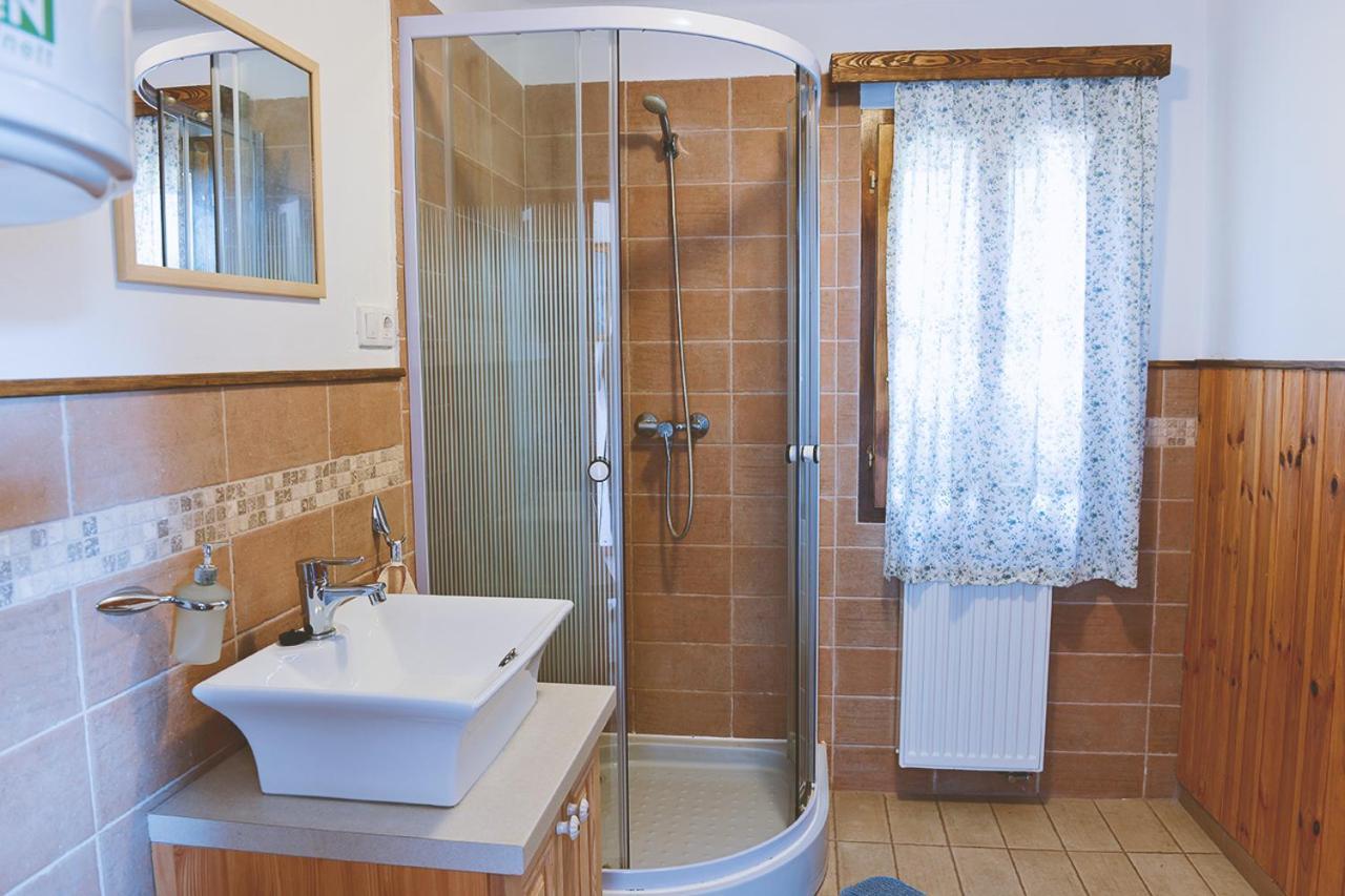 Sun City Vizisport Paradicsom Hódmezővásárhely Buitenkant foto