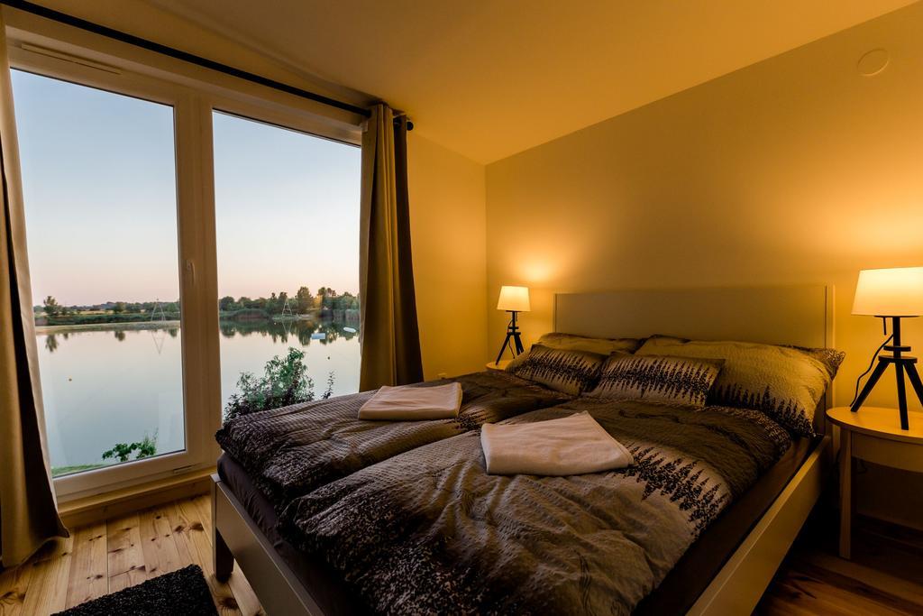 Sun City Vizisport Paradicsom Hódmezővásárhely Buitenkant foto